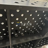 524 524